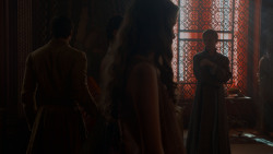 extant_GameOfThrones_4x01-TwoSwords_1064