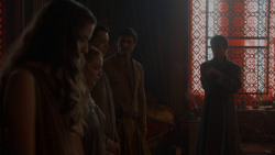 extant_GameOfThrones_4x01-TwoSwords_1070