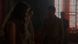 extant_GameOfThrones_4x01-TwoSwords_1079
