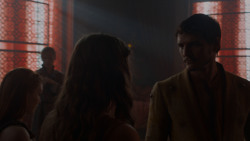 extant_GameOfThrones_4x01-TwoSwords_1090