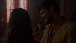 extant_GameOfThrones_4x01-TwoSwords_1101