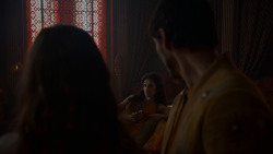 extant_GameOfThrones_4x01-TwoSwords_1133