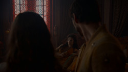 extant_GameOfThrones_4x01-TwoSwords_1135