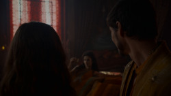 extant_GameOfThrones_4x01-TwoSwords_1150