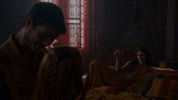 extant_GameOfThrones_4x01-TwoSwords_1166