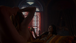 extant_GameOfThrones_4x01-TwoSwords_1185