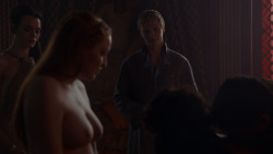extant_GameOfThrones_4x01-TwoSwords_1234