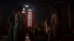 extant_GameOfThrones_4x01-TwoSwords_1240