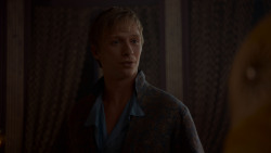 extant_GameOfThrones_4x01-TwoSwords_1253