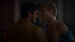 extant_GameOfThrones_4x01-TwoSwords_1315