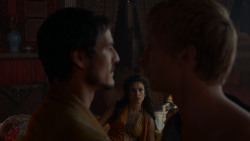 extant_GameOfThrones_4x01-TwoSwords_1346