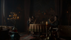 extant_GameOfThrones_4x01-TwoSwords_1362