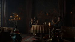 extant_GameOfThrones_4x01-TwoSwords_1364