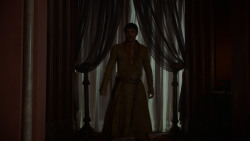 extant_GameOfThrones_4x01-TwoSwords_1374