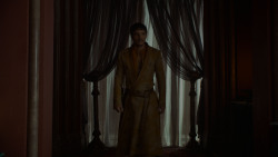 extant_GameOfThrones_4x01-TwoSwords_1379