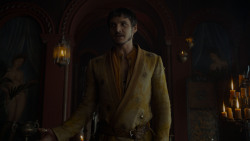 extant_GameOfThrones_4x01-TwoSwords_1412