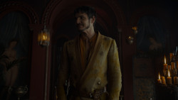 extant_GameOfThrones_4x01-TwoSwords_1413