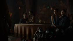 extant_GameOfThrones_4x01-TwoSwords_1431