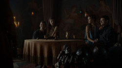 extant_GameOfThrones_4x01-TwoSwords_1436