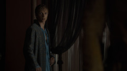 extant_GameOfThrones_4x01-TwoSwords_1438