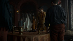 extant_GameOfThrones_4x01-TwoSwords_1466