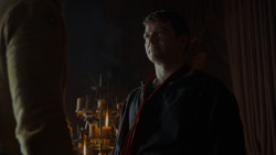extant_GameOfThrones_4x01-TwoSwords_1480