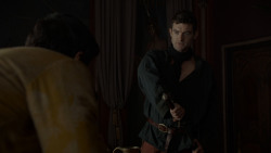 extant_GameOfThrones_4x01-TwoSwords_1522