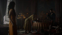 extant_GameOfThrones_4x01-TwoSwords_1546