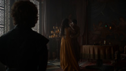 extant_GameOfThrones_4x01-TwoSwords_1560