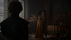 extant_GameOfThrones_4x01-TwoSwords_1561
