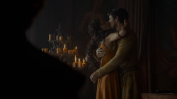extant_GameOfThrones_4x01-TwoSwords_1566