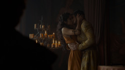 extant_GameOfThrones_4x01-TwoSwords_1582