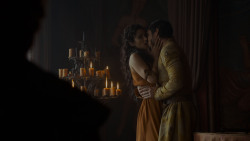 extant_GameOfThrones_4x01-TwoSwords_1584