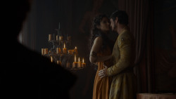 extant_GameOfThrones_4x01-TwoSwords_1587
