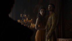 extant_GameOfThrones_4x01-TwoSwords_1623