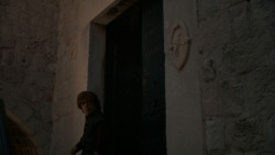 extant_GameOfThrones_4x01-TwoSwords_1661