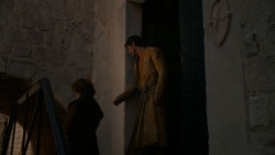 extant_GameOfThrones_4x01-TwoSwords_1663