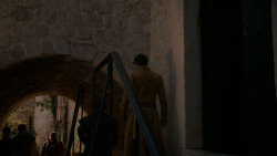 extant_GameOfThrones_4x01-TwoSwords_1667