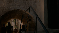 extant_GameOfThrones_4x01-TwoSwords_1670