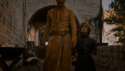 extant_GameOfThrones_4x01-TwoSwords_1695