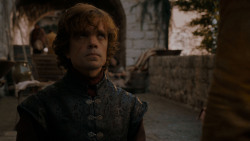 extant_GameOfThrones_4x01-TwoSwords_1710