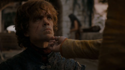 extant_GameOfThrones_4x01-TwoSwords_1815
