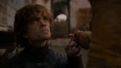 extant_GameOfThrones_4x01-TwoSwords_1824