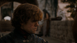 extant_GameOfThrones_4x01-TwoSwords_1881
