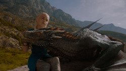 extant_GameOfThrones_4x01-TwoSwords_1918