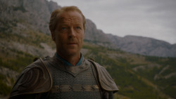 extant_GameOfThrones_4x01-TwoSwords_1947