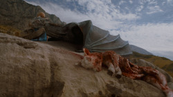 extant_GameOfThrones_4x01-TwoSwords_1970