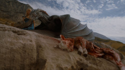 extant_GameOfThrones_4x01-TwoSwords_1971