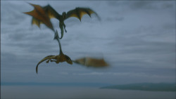 extant_GameOfThrones_4x01-TwoSwords_1974