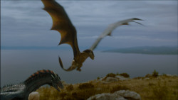 extant_GameOfThrones_4x01-TwoSwords_1975